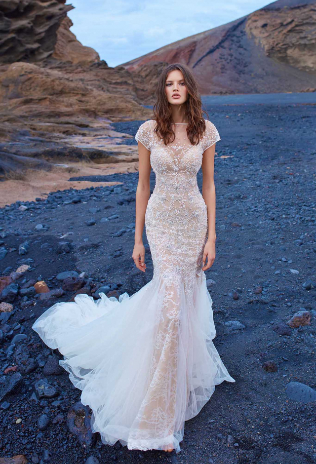 gala 1010 wedding dress